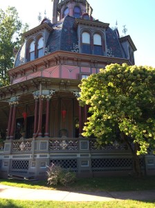 The Veranda circling the Octagon house ~ Prince's head is seen at the center of each panel